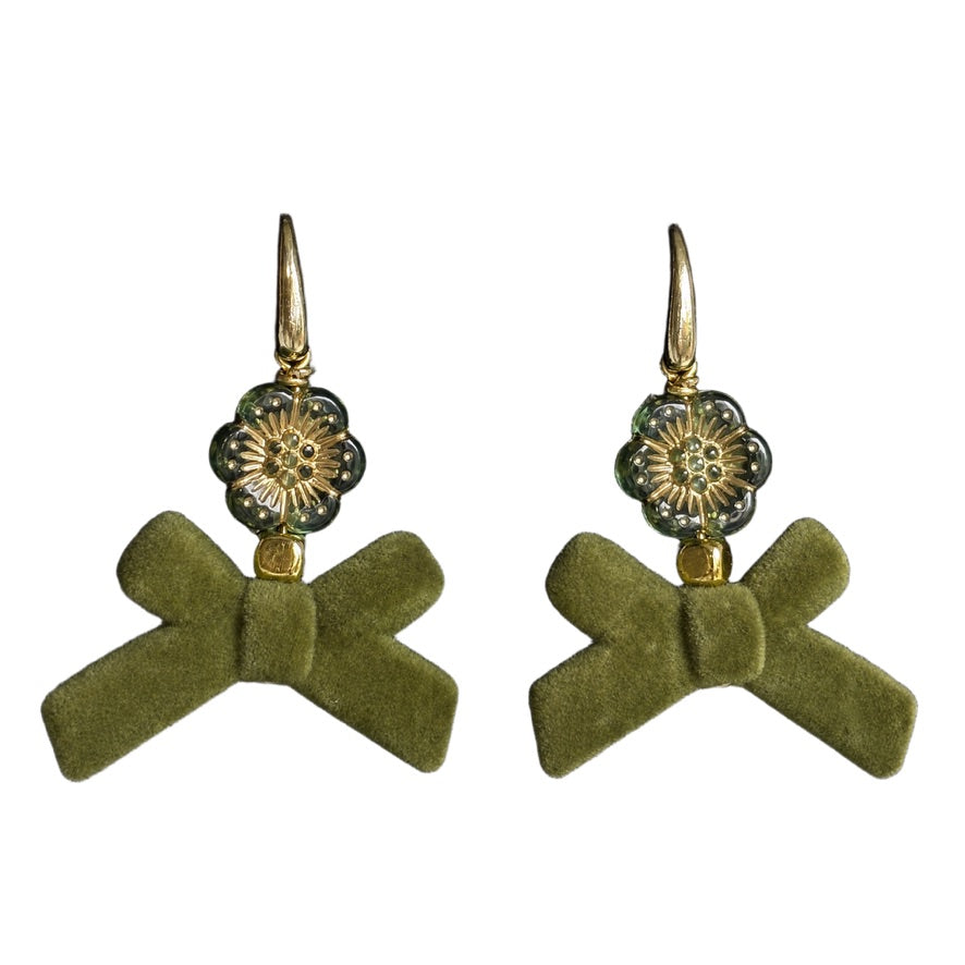 Miccy's Cfe8A6F4 9Cd0 A753949552E9 1 C earrings