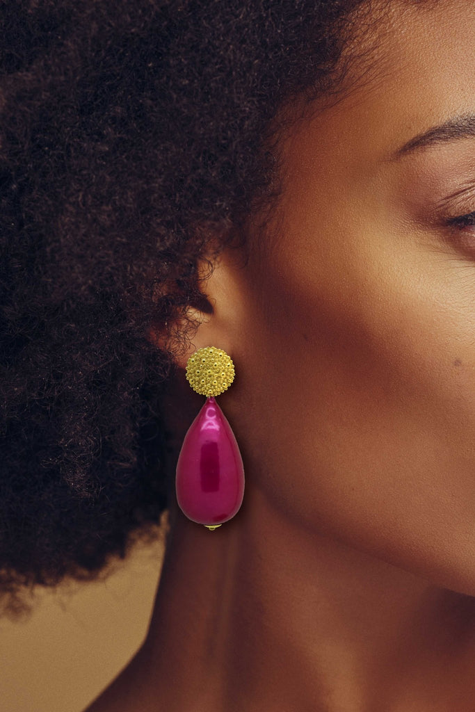 Miccy's | Fuchsia Cotton Pearls | Resin Earrings