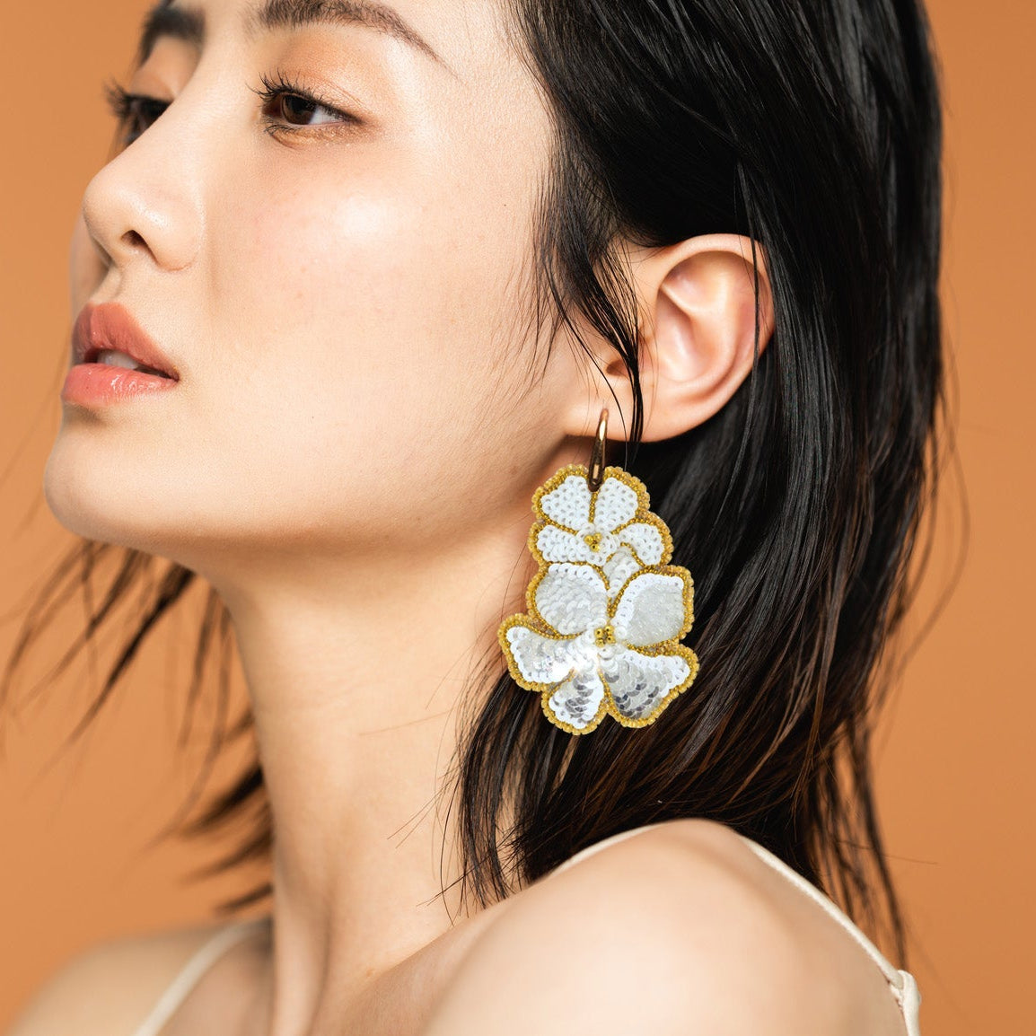 Miccy's | White Mariposa | PatchArt Earrings